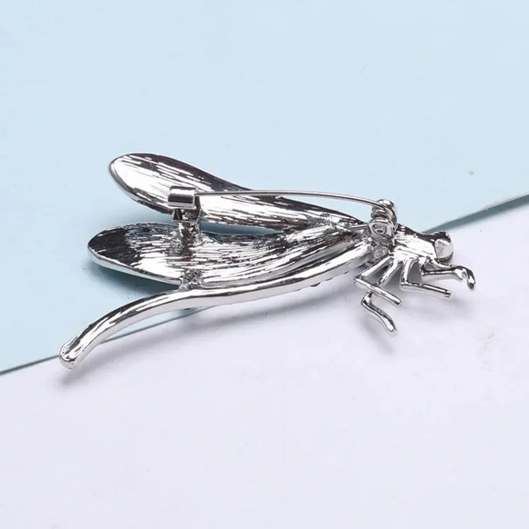 VQ Rhinestones Dragonfly Brooch - Picture 5 of 8